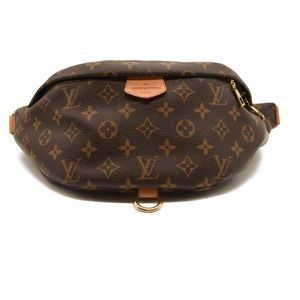 Louis Vuitton Monogram bumbag😍